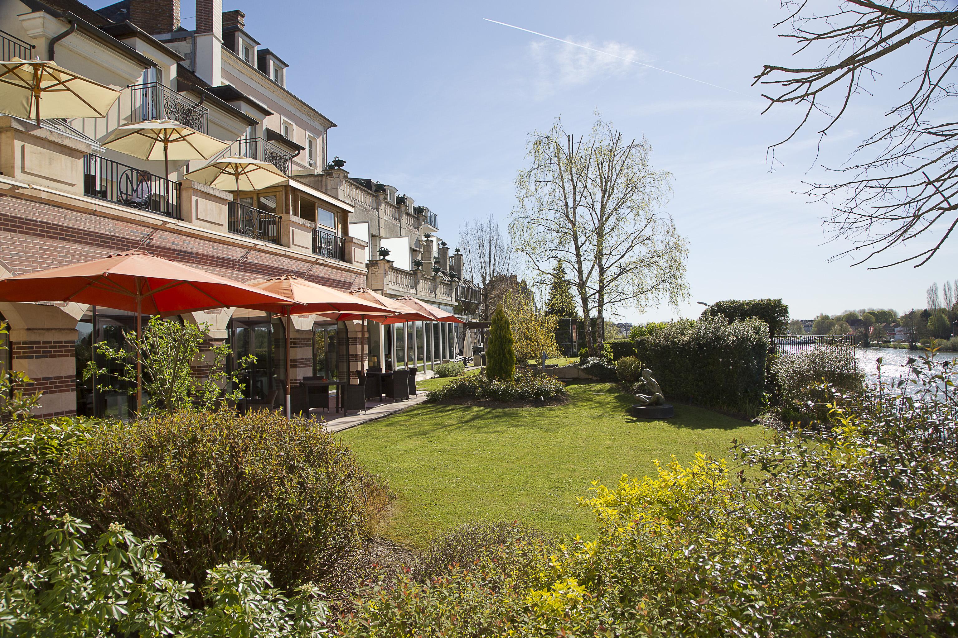 La Cote Saint Jacques Hotel Joigny Kültér fotó